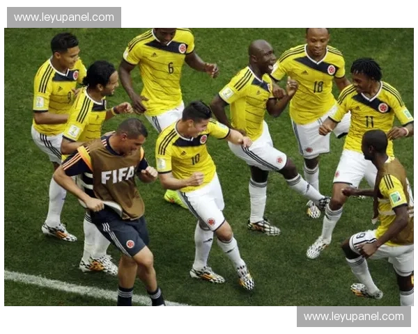 拜仁格雷罗恢复训练，莱默尔缺阵影响中场节奏轮换